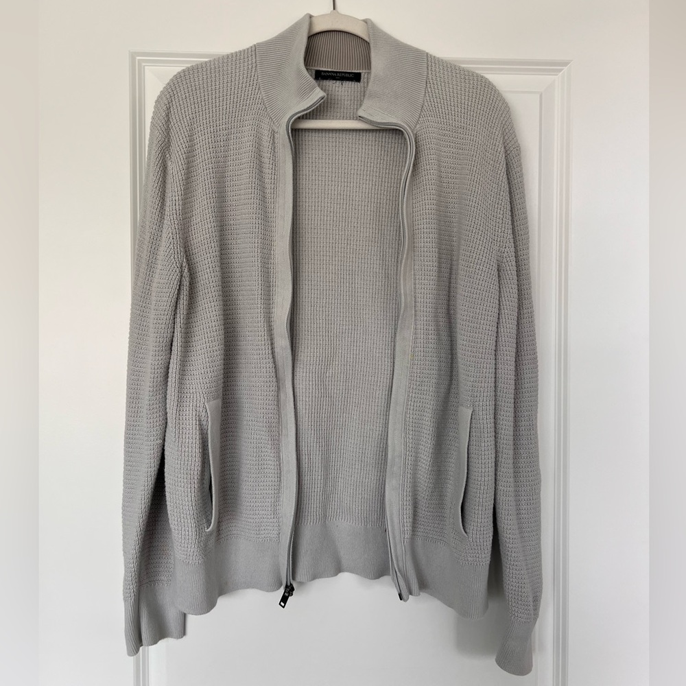 Banana Republic Men's Light Gray Zip-Up Sweater